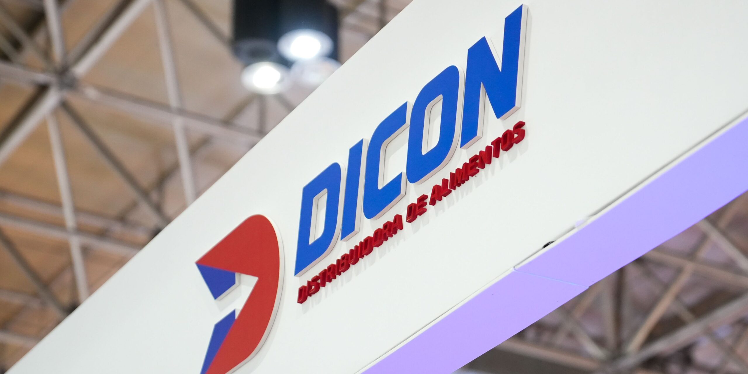 Dicon Distribuidora de Alimentos em evento do setor alimentício